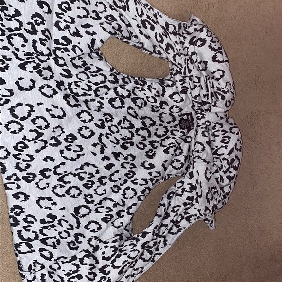 Vest - Picture 2 of 2